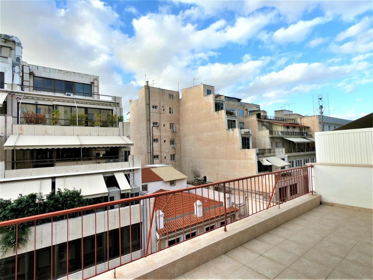 Achillion Hotel Piraeus Bagian luar foto