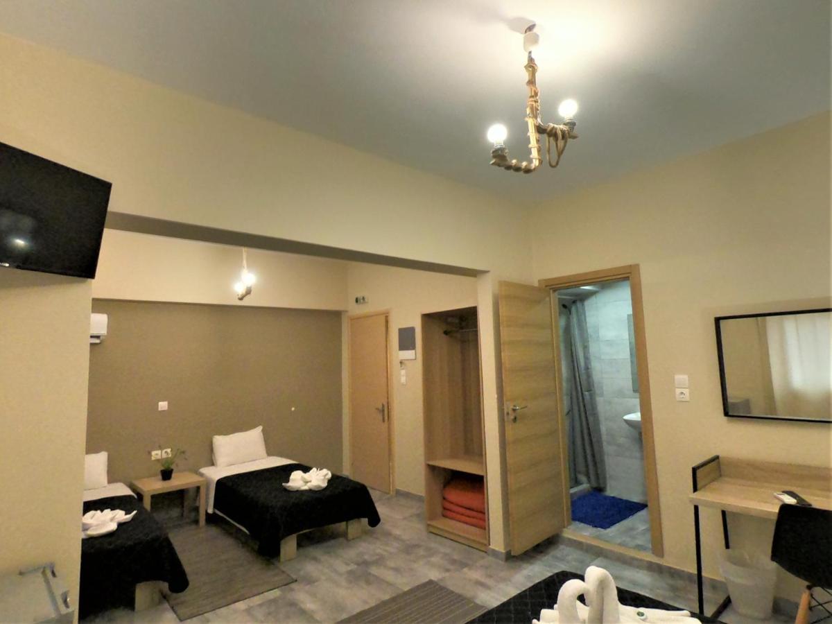 Achillion Hotel Piraeus Bagian luar foto
