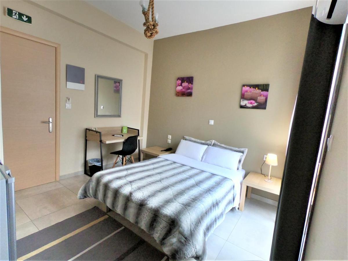 Achillion Hotel Piraeus Bagian luar foto
