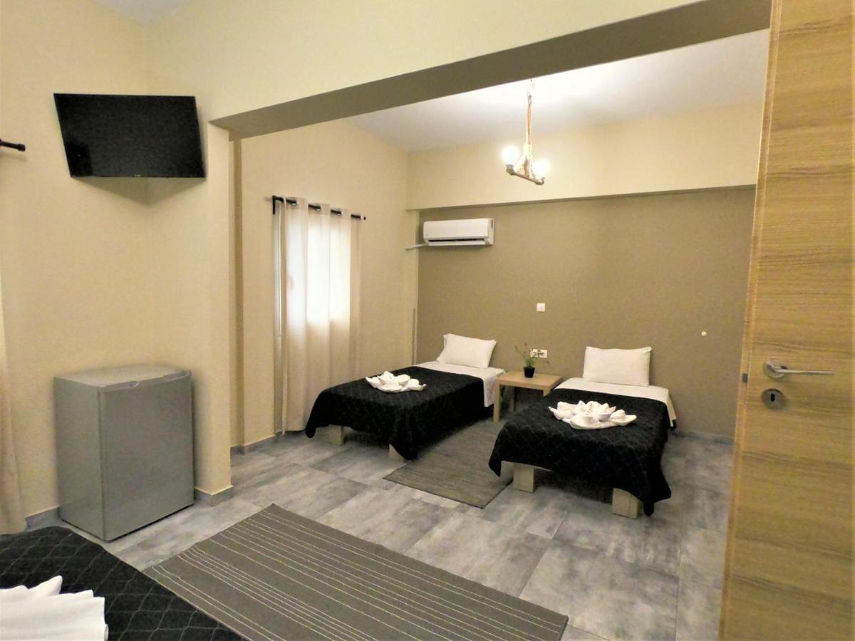 Achillion Hotel Piraeus Bagian luar foto